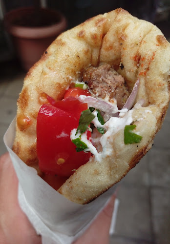 Street Souvlaki - Γαστρονομία και φιλοξενία