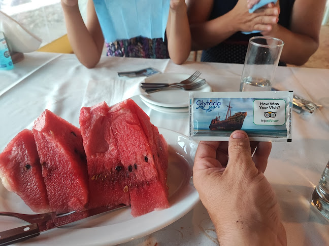 Opinii despre Glyfada Beach Restaurant în Valtaki - Γαστρονομία και φιλοξενία