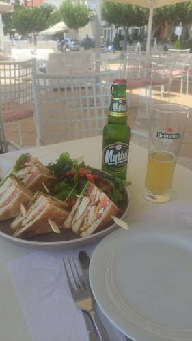 Opinii despre Istiaia café & bistro în Λουτρά Αιδηψού - Γαστρονομία και φιλοξενία