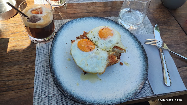 Comentarii opinii despre Hide & Seek - All day bar restaurant