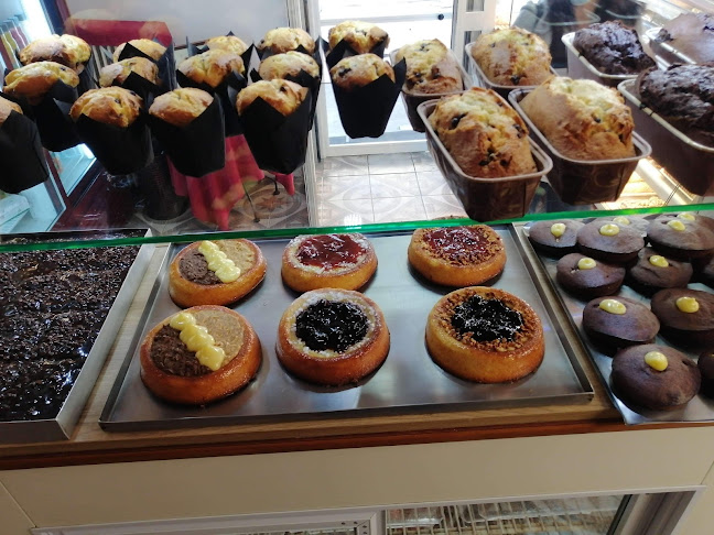 Opinii despre ΦΟΥΡΝΟΣ ΠΙΝΑΚΩΤΗ ΑΠΟΣΤΟΛΙΔΟΥ ΜΑΡΙΑ în Σταυρούπολη - Γαστρονομία και φιλοξενία