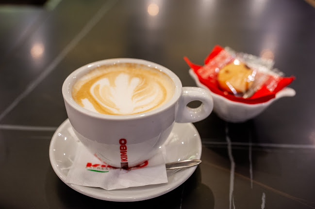 Cafe-Bar "Status" - Γαστρονομία και φιλοξενία