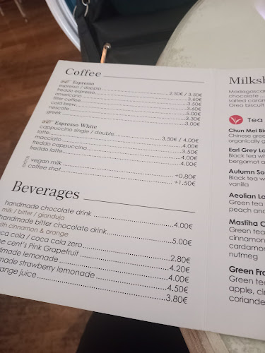 Σίνα 21, Αθήνα 106 72