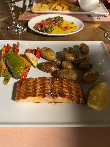 Finikas Taverna - Γαστρονομία και φιλοξενία