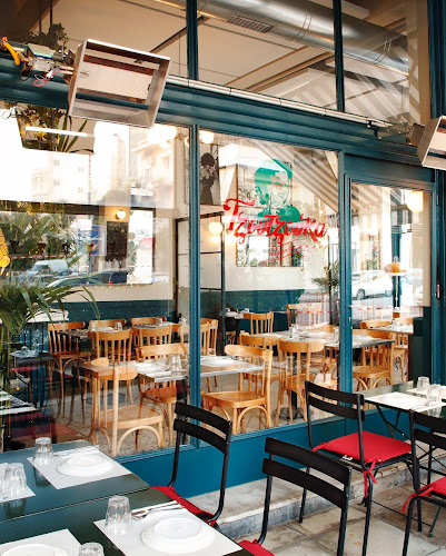 Μεγ. Βασιλείου 32, Αθήνα 118 54