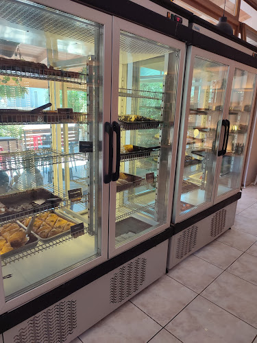 Comentarii opinii despre Bakery Coffee Boulangerie Tsatsaronakis Michalis