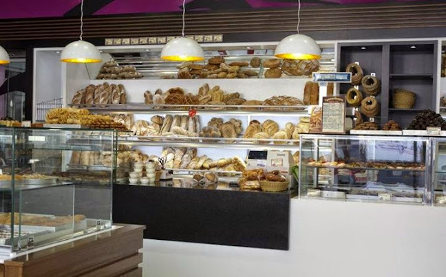 Opinii despre Αγγελίδης - Άρτος - Γλυκό - Catering în Αίγιο - Γαστρονομία και φιλοξενία