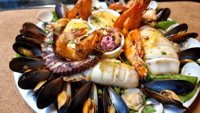 Almira Beach Bar Restaurant Chania