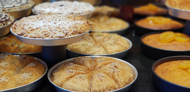 ΜΕΣΟΓΕΙΑΚΟΝ Γλυκά Αρτοποιήματα - Γαστρονομία και φιλοξενία