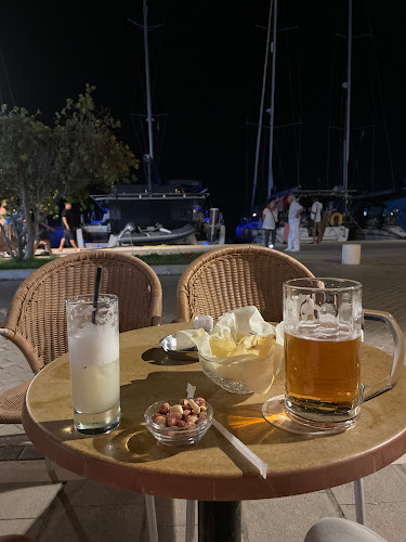 Opinii despre Cafe Glarus în Πρέβεζα - Γαστρονομία και φιλοξενία