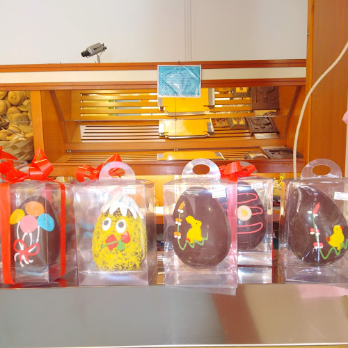 ΦΟΥΡΝΟΣ "ΘΕΙΑ ΑΡΧΟΝΤΩ" ΜΑΡΟΥΓΚΑΣ ΜΕΛΕΤΙΟΣ ΕΛΕΥΣΙΝΑ