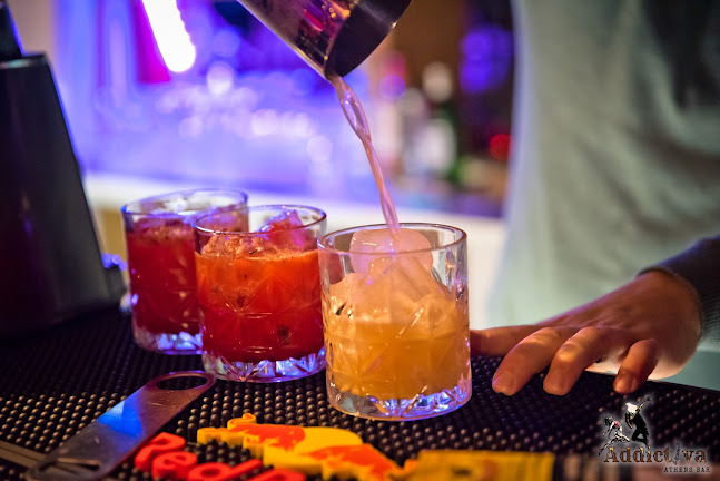Addictiva Athens Bar