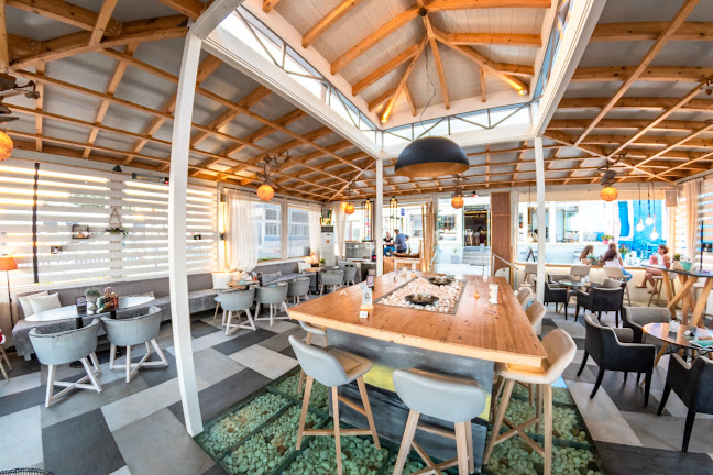 Rodanthos Cafe Coctail Bar