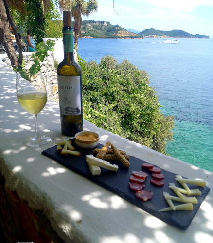 Opinii despre Salkimi în Σκιάθος - Γαστρονομία και φιλοξενία