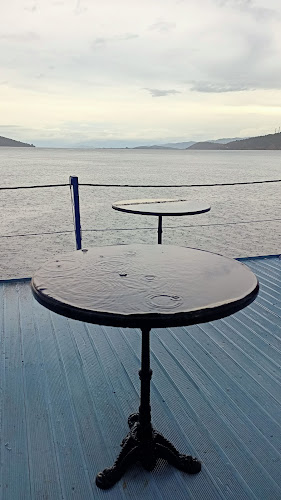 Opinii despre Avenue Café-Bar în Αμφιλοχία - Γαστρονομία και φιλοξενία