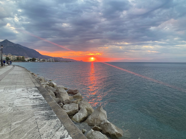 Ελλαδικό - Γαστρονομία και φιλοξενία