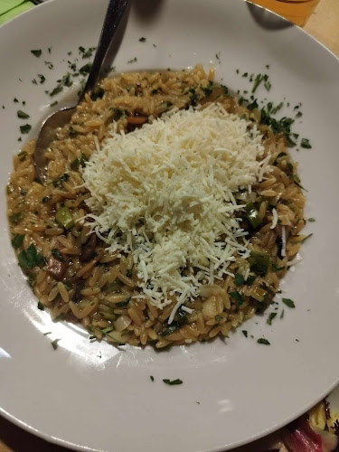 Βουρβουλάδικον - Γαστρονομία και φιλοξενία