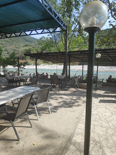 Restaurant Acheron Springs-Markou Ilias - Γαστρονομία και φιλοξενία