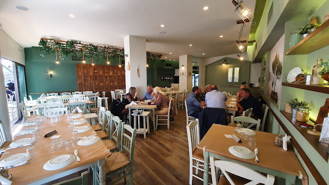 Αθηνών 1, Αλμυρός 371 00