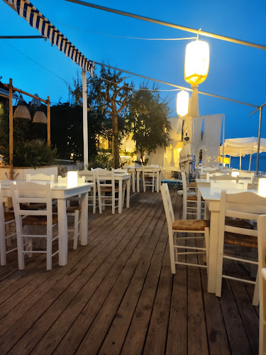 Φάρος - Γαστρονομία και φιλοξενία