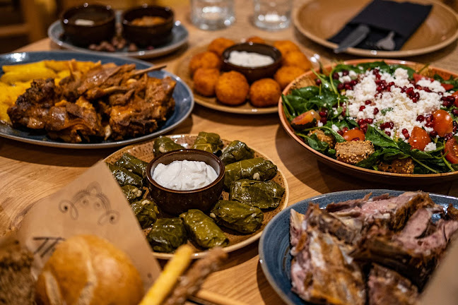 Πετούσης Ταβέρνα (Ηράκλειο) - Γαστρονομία και φιλοξενία