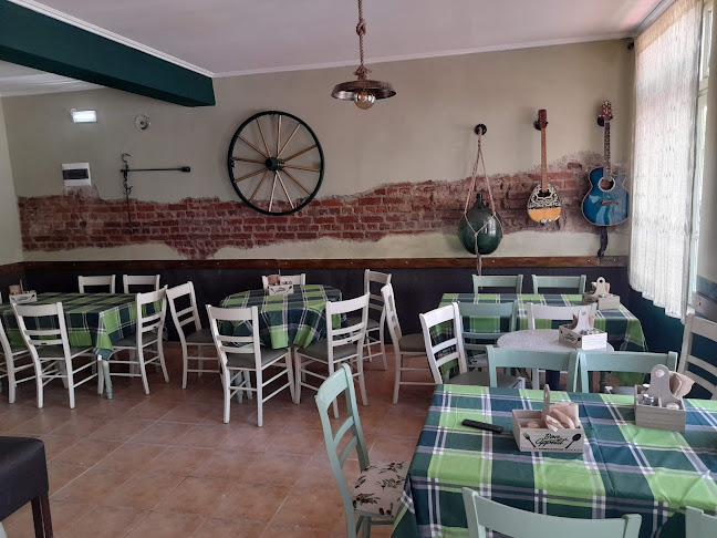 Σουβλάκι-Μπάρ "Ο καλλιτέχνης" - Κορινός