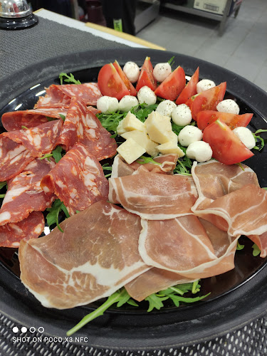 Opinii despre Olio e vino în Κέρκυρα - Γαστρονομία και φιλοξενία