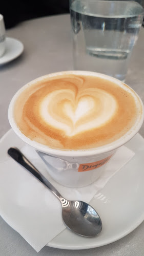 Comentarii opinii despre Le Cafe