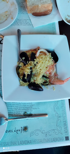 Opinii despre Αγκαλίτσας και στα Λαδάδικα în Θεσσαλονίκη - Γαστρονομία και φιλοξενία