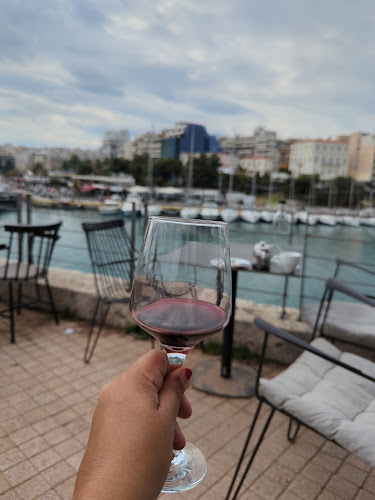 Opinii despre Monte Carlo Coffee în Πειραιάς - Γαστρονομία και φιλοξενία