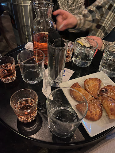 Opinii despre Psirra bar (Ψύρρα) în Αθήνα - Γαστρονομία και φιλοξενία