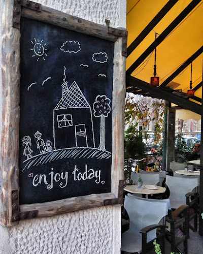 Medez Cafe & Bar Pagrati - Γαστρονομία και φιλοξενία