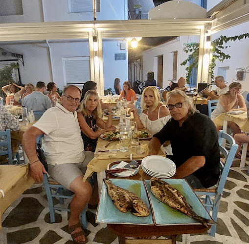 Comentarii opinii despre Hellinikon - Traditional Fish Tavern with Live Music | Skiathos