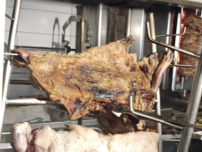 Comentarii opinii despre Ό,τι Θες Ψητοπωλείο