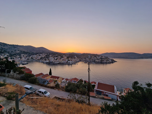 Haritomeni - Γαστρονομία και φιλοξενία