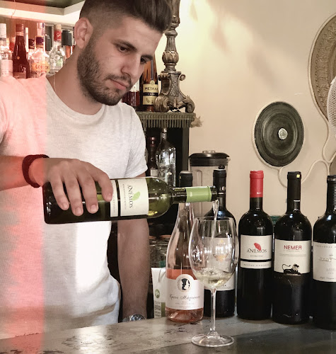 Ανατολή- Wine Bar - Γαστρονομία και φιλοξενία