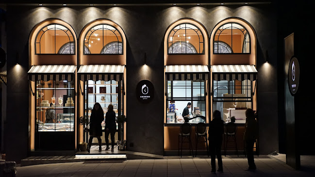 KELESIDIS patisserie