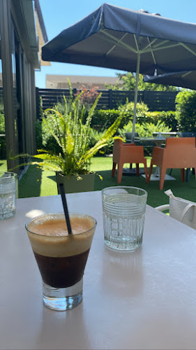 Edo na meineis Cafe-Bistro - Παιανία