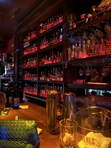 Μπακαρά Μπάρ - Γαστρονομία και φιλοξενία