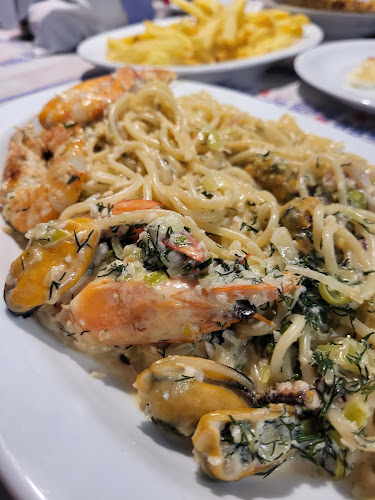 Opinii despre ΟΙ ΙΣΤΟΡΙΕΣ ΤΟΥ ΜΠΑΡΜΠΑ în Μώλος - Γαστρονομία και φιλοξενία