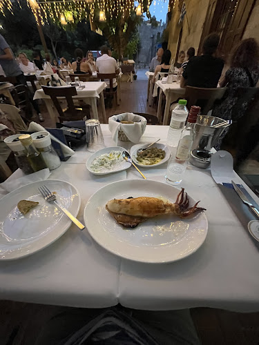 Opinii despre VASILIS RESTAURANT în Ρόδος - Γαστρονομία και φιλοξενία