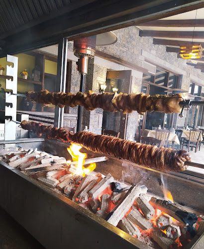 Ταβέρνα Ψησταριά Αηδόνια Βυτίνας - Γαστρονομία και φιλοξενία