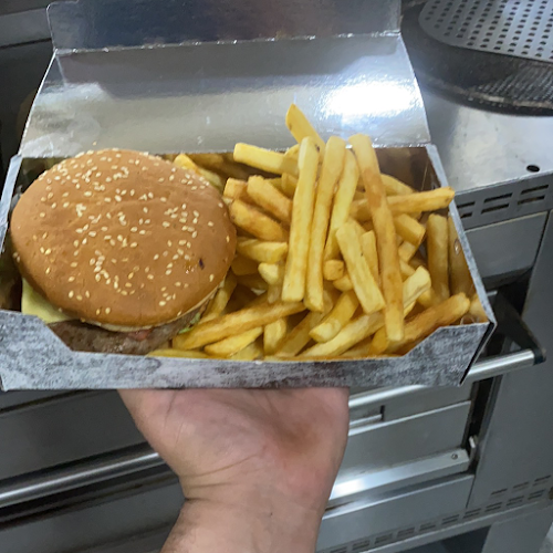 Pizza Zeakis - Γαστρονομία και φιλοξενία