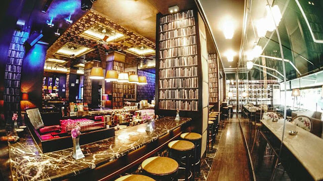 Baroque cafe bar - Γαστρονομία και φιλοξενία