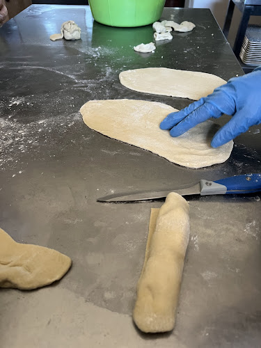 Comentarii opinii despre Κάτι Ψένεται