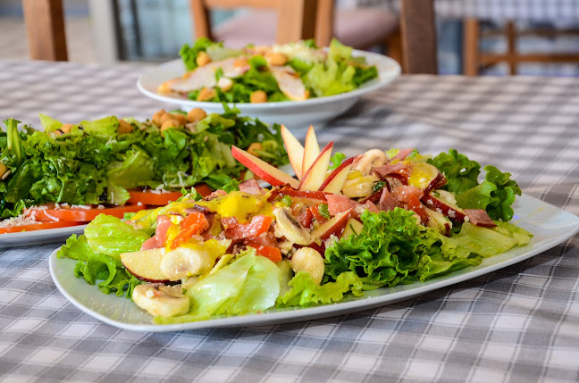 Opinii despre ΤΟ ΧΩΡΙΟ Ταβερνείον Μεζεδοπωλείον în Μελενικίτσι - Γαστρονομία και φιλοξενία