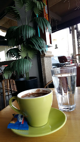 Opinii despre Marabu Bay CAFE în Πειραιάς - Γαστρονομία και φιλοξενία