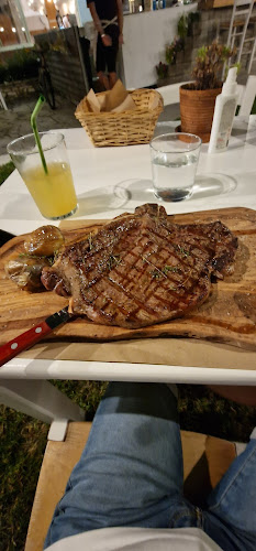 Αυλή - Νυδρί