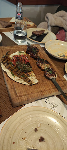 To Yiasemi Food & Wine Experience