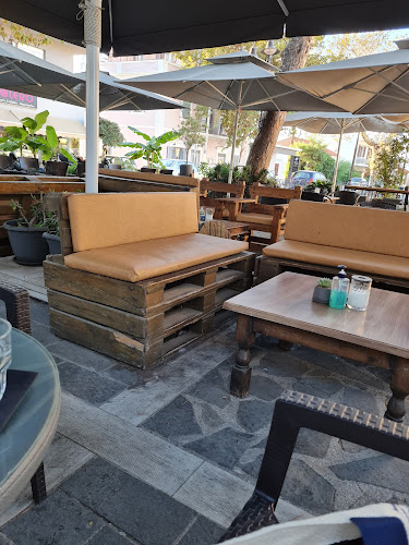 Comentarii opinii despre Skybar coffee & more